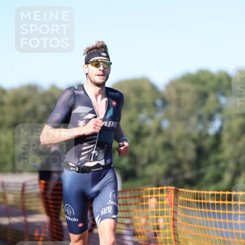 07.09.2025 - 19. Norderstedt Triathlon Michael Strokosch http://msf.ph/oto/8810089 07.09.2025 16:14:38 Laufen 425, 447, 527, 528, 538, 938, 1073, 1433 meine-sportfotos.de