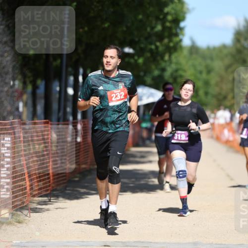 07.09.2025 - 19. Norderstedt Triathlon Michael Strokosch http://msf.ph/oto/8810090 07.09.2025 13:25:42 Laufen 232, 270, 319, 358, 809, 1331 meine-sportfotos.de