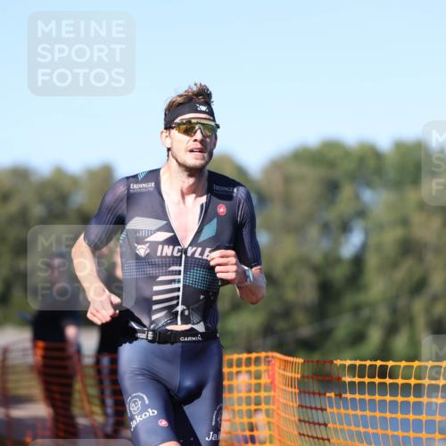 07.09.2025 - 19. Norderstedt Triathlon Michael Strokosch http://msf.ph/oto/8810092 07.09.2025 16:14:38 Laufen 425, 447, 527, 528, 538, 938, 1073, 1433 meine-sportfotos.de