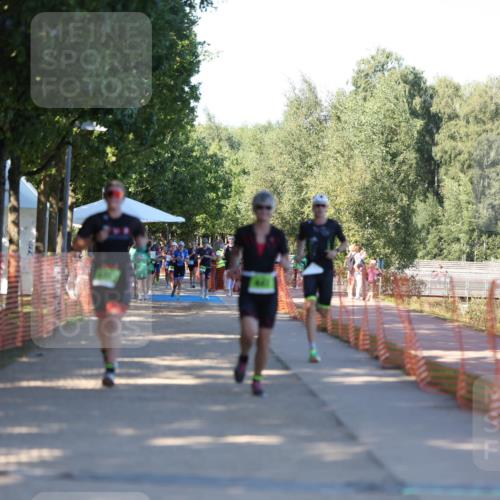07.09.2025 - 19. Norderstedt Triathlon Michael Strokosch http://msf.ph/oto/8810099 07.09.2025 16:14:42 Laufen 425, 447, 538, 1073, 1433 meine-sportfotos.de