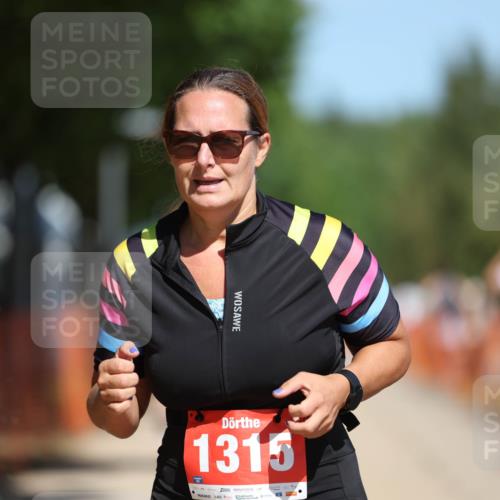 07.09.2025 - 19. Norderstedt Triathlon Michael Strokosch http://msf.ph/oto/8810138 07.09.2025 12:48:05 Laufen 216, 1251, 1315, 1322 meine-sportfotos.de