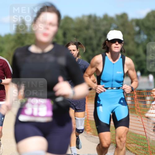 07.09.2025 - 19. Norderstedt Triathlon Michael Strokosch http://msf.ph/oto/8810158 07.09.2025 13:25:45 Laufen 232, 270, 319, 358, 809 meine-sportfotos.de