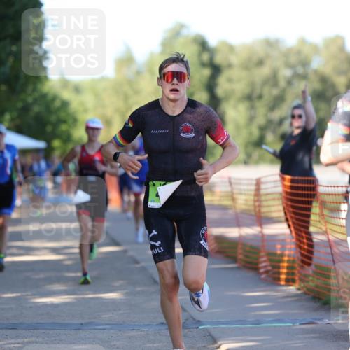 07.09.2025 - 19. Norderstedt Triathlon Michael Strokosch http://msf.ph/oto/8810203 07.09.2025 16:15:00 Laufen 479, 494, 1051, 1065, 1590, 1600 meine-sportfotos.de
