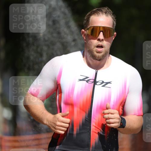07.09.2025 - 19. Norderstedt Triathlon Michael Strokosch http://msf.ph/oto/8810215 07.09.2025 12:48:12 Laufen 1282, 1322 meine-sportfotos.de