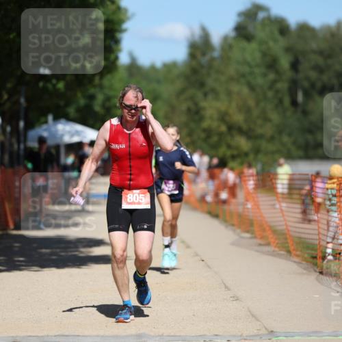 07.09.2025 - 19. Norderstedt Triathlon Michael Strokosch http://msf.ph/oto/8810221 07.09.2025 13:25:53 Laufen 333, 805 meine-sportfotos.de