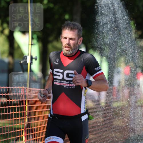 07.09.2025 - 19. Norderstedt Triathlon Michael Strokosch http://msf.ph/oto/8810254 07.09.2025 15:17:40 Laufen 982, 983 meine-sportfotos.de