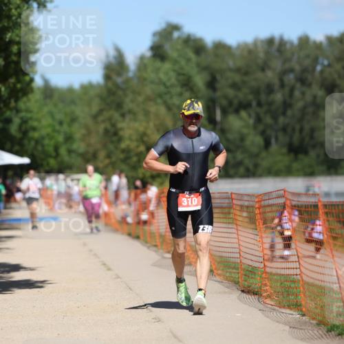 07.09.2025 - 19. Norderstedt Triathlon Michael Strokosch http://msf.ph/oto/8810267 07.09.2025 13:26:02 Laufen 247, 310, 847 meine-sportfotos.de