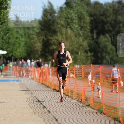 07.09.2025 - 19. Norderstedt Triathlon Michael Strokosch http://msf.ph/oto/8810328 07.09.2025 10:40:19 Laufen 645, 664, 1123 meine-sportfotos.de