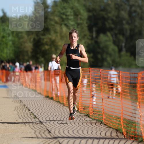 07.09.2025 - 19. Norderstedt Triathlon Michael Strokosch http://msf.ph/oto/8810355 07.09.2025 10:40:21 Laufen 645, 664, 1123 meine-sportfotos.de