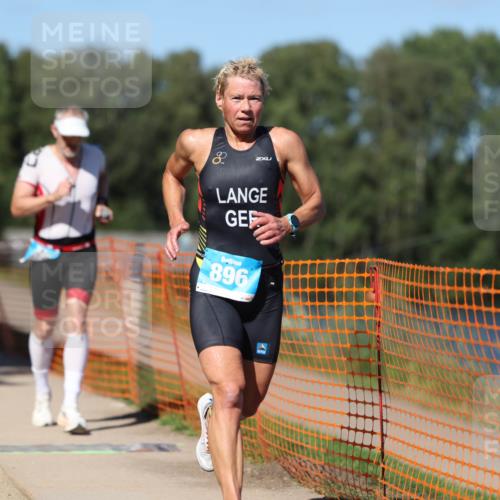 07.09.2025 - 19. Norderstedt Triathlon Michael Strokosch http://msf.ph/oto/8810356 07.09.2025 15:17:59 Laufen 398, 422, 896, 960, 970, 1478 meine-sportfotos.de