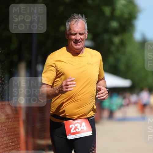 07.09.2025 - 19. Norderstedt Triathlon Michael Strokosch http://msf.ph/oto/8810377 07.09.2025 12:48:29 Laufen 234 meine-sportfotos.de