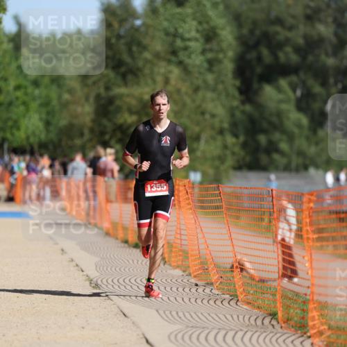 07.09.2025 - 19. Norderstedt Triathlon Michael Strokosch http://msf.ph/oto/8810379 07.09.2025 11:39:17 Laufen 1355 meine-sportfotos.de
