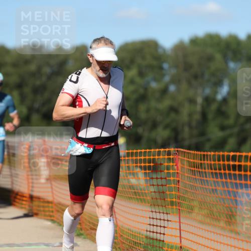 07.09.2025 - 19. Norderstedt Triathlon Michael Strokosch http://msf.ph/oto/8810380 07.09.2025 15:18:00 Laufen 398, 422, 896, 970, 990, 1478 meine-sportfotos.de