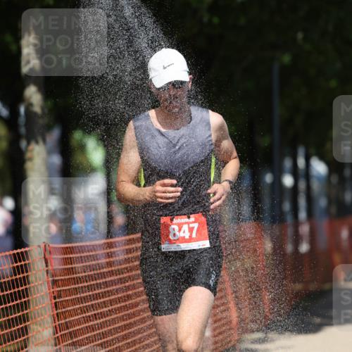 07.09.2025 - 19. Norderstedt Triathlon Michael Strokosch http://msf.ph/oto/8810401 07.09.2025 13:26:07 Laufen 247, 310, 337, 847 meine-sportfotos.de