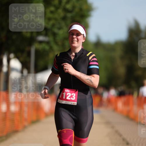 07.09.2025 - 19. Norderstedt Triathlon Michael Strokosch http://msf.ph/oto/8810408 07.09.2025 10:40:25 Laufen 645, 1123 meine-sportfotos.de