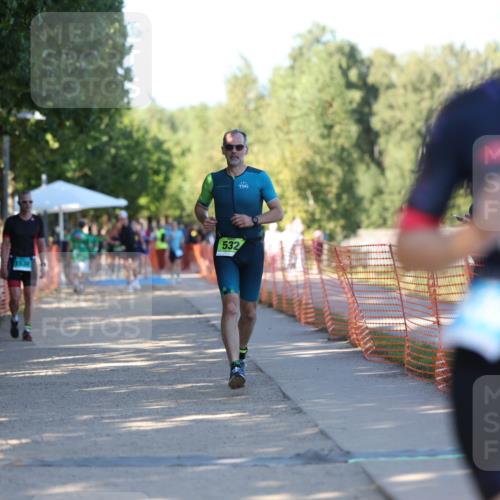 07.09.2025 - 19. Norderstedt Triathlon Michael Strokosch http://msf.ph/oto/8810432 07.09.2025 16:15:32 Laufen 532, 1430 meine-sportfotos.de