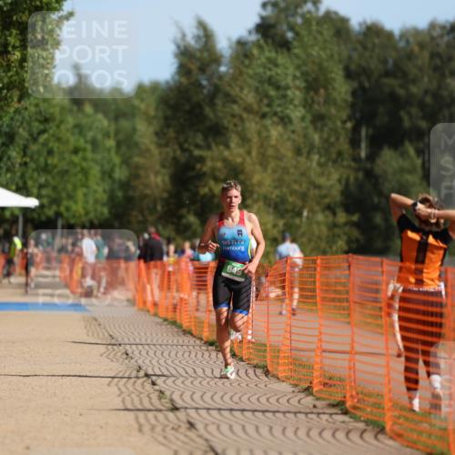 07.09.2025 - 19. Norderstedt Triathlon Michael Strokosch http://msf.ph/oto/8810475 07.09.2025 10:40:47 Laufen 649 meine-sportfotos.de