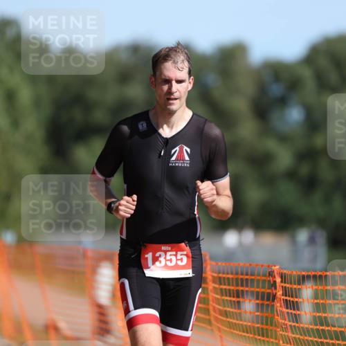 07.09.2025 - 19. Norderstedt Triathlon Michael Strokosch http://msf.ph/oto/8810485 07.09.2025 11:39:21 Laufen 1355 meine-sportfotos.de