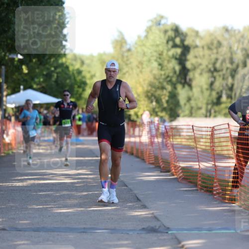 07.09.2025 - 19. Norderstedt Triathlon Michael Strokosch http://msf.ph/oto/8810498 07.09.2025 16:15:45 Laufen 430, 523, 1405, 1538 meine-sportfotos.de