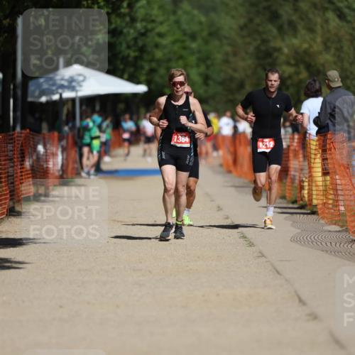07.09.2025 - 19. Norderstedt Triathlon Michael Strokosch http://msf.ph/oto/8810505 07.09.2025 12:48:50 Laufen 1212, 1311, 1342, 1364 meine-sportfotos.de