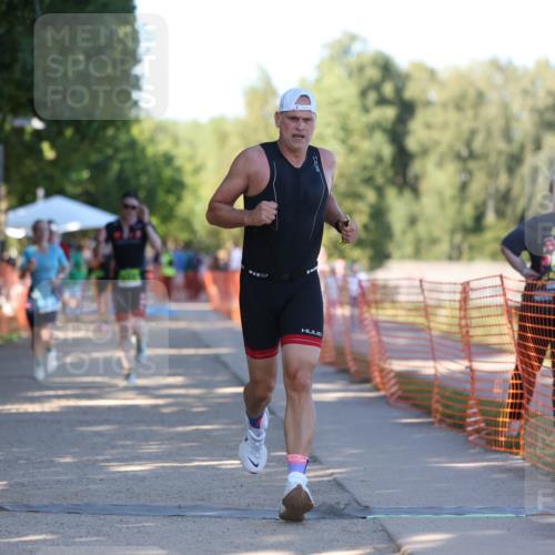 07.09.2025 - 19. Norderstedt Triathlon Michael Strokosch http://msf.ph/oto/8810510 07.09.2025 16:15:46 Laufen 430, 523, 1405, 1538 meine-sportfotos.de