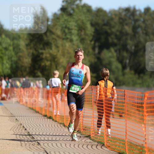 07.09.2025 - 19. Norderstedt Triathlon Michael Strokosch http://msf.ph/oto/8810520 07.09.2025 10:40:49 Laufen 649 meine-sportfotos.de