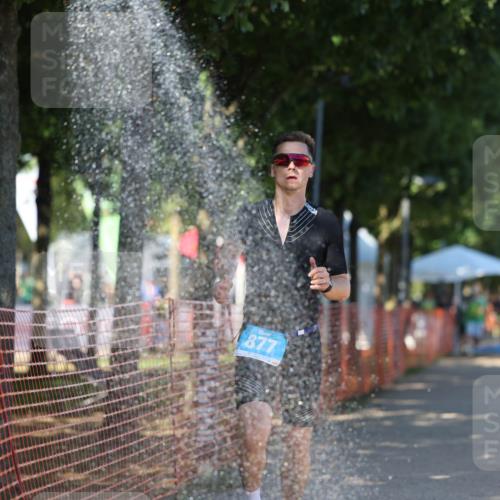 07.09.2025 - 19. Norderstedt Triathlon Michael Strokosch http://msf.ph/oto/8810526 07.09.2025 15:18:25 Laufen 877, 1027 meine-sportfotos.de