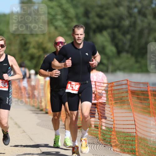 07.09.2025 - 19. Norderstedt Triathlon Michael Strokosch http://msf.ph/oto/8810568 07.09.2025 12:48:53 Laufen 1212, 1311, 1342, 1364 meine-sportfotos.de