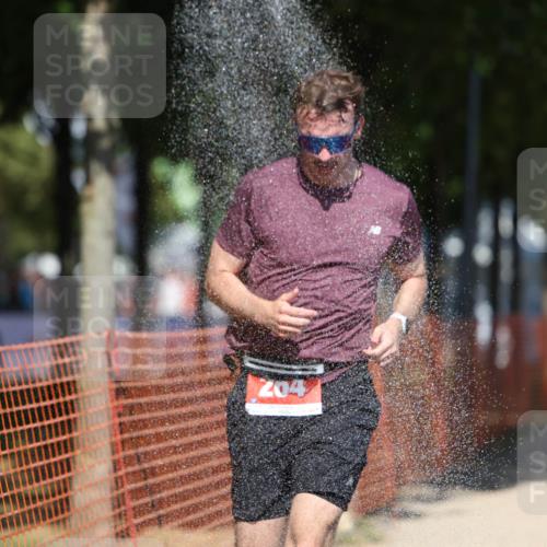 07.09.2025 - 19. Norderstedt Triathlon Michael Strokosch http://msf.ph/oto/8810619 07.09.2025 13:26:29 Laufen 264 meine-sportfotos.de