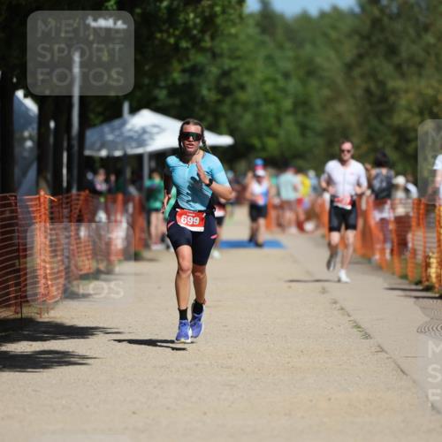 07.09.2025 - 19. Norderstedt Triathlon Michael Strokosch http://msf.ph/oto/8810632 07.09.2025 12:49:09 Laufen 699 meine-sportfotos.de
