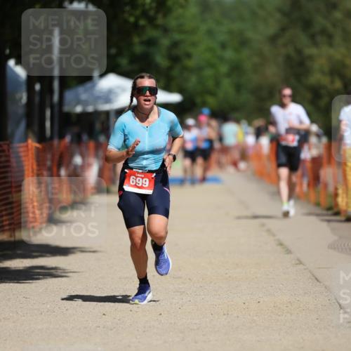07.09.2025 - 19. Norderstedt Triathlon Michael Strokosch http://msf.ph/oto/8810684 07.09.2025 12:49:11 Laufen 699 meine-sportfotos.de