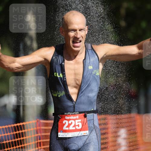 07.09.2025 - 19. Norderstedt Triathlon Michael Strokosch http://msf.ph/oto/8810702 07.09.2025 11:39:34 Laufen 225, 1156, 1193 meine-sportfotos.de