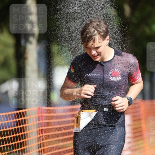 07.09.2025 - 19. Norderstedt Triathlon Michael Strokosch http://msf.ph/oto/8810715 07.09.2025 11:39:36 Laufen 225, 1156, 1193 meine-sportfotos.de