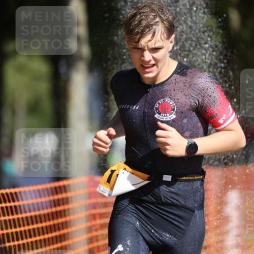 07.09.2025 - 19. Norderstedt Triathlon Michael Strokosch http://msf.ph/oto/8810722 07.09.2025 11:39:36 Laufen 225, 1156, 1193 meine-sportfotos.de