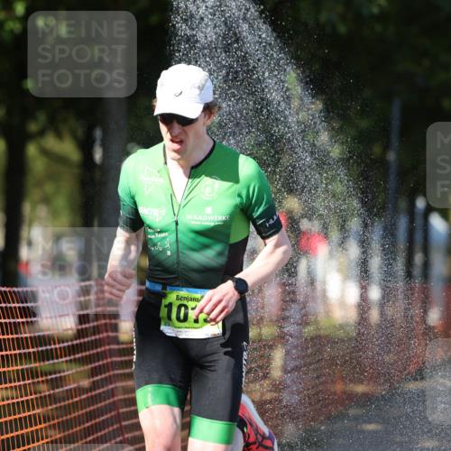 07.09.2025 - 19. Norderstedt Triathlon Michael Strokosch http://msf.ph/oto/8810731 07.09.2025 15:19:07 Laufen 417 meine-sportfotos.de