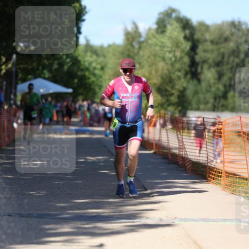 07.09.2025 - 19. Norderstedt Triathlon Michael Strokosch http://msf.ph/oto/8810773 07.09.2025 15:19:21 Laufen 1019 meine-sportfotos.de