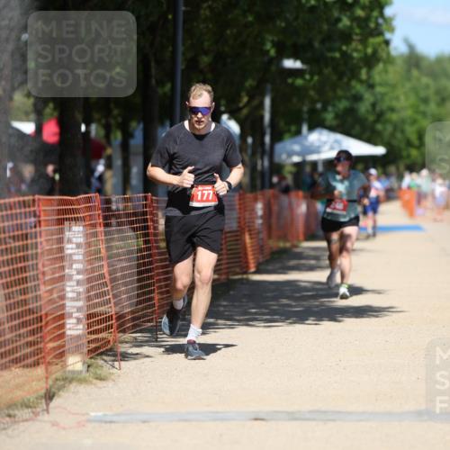 07.09.2025 - 19. Norderstedt Triathlon Michael Strokosch http://msf.ph/oto/8810798 07.09.2025 13:26:53 Laufen 177, 248, 1388 meine-sportfotos.de