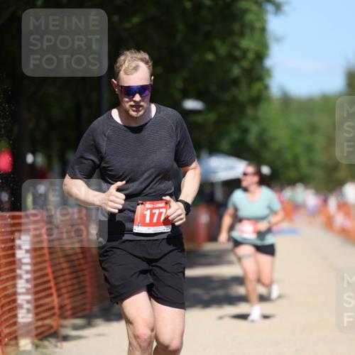 07.09.2025 - 19. Norderstedt Triathlon Michael Strokosch http://msf.ph/oto/8810837 07.09.2025 13:26:56 Laufen 177, 248 meine-sportfotos.de