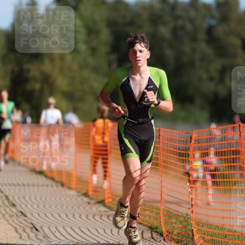 07.09.2025 - 19. Norderstedt Triathlon Michael Strokosch http://msf.ph/oto/8810841 07.09.2025 10:41:28 Laufen 655, 663 meine-sportfotos.de