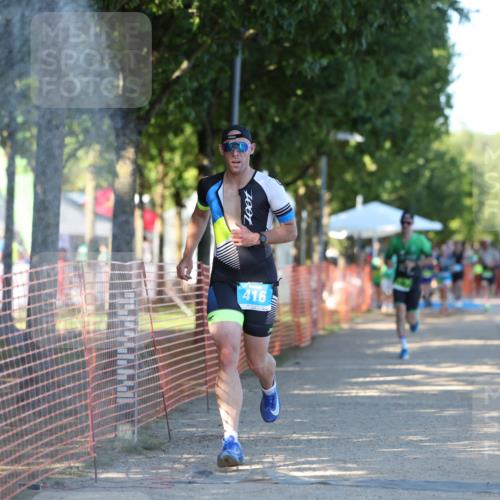 07.09.2025 - 19. Norderstedt Triathlon Michael Strokosch http://msf.ph/oto/8810843 07.09.2025 16:16:32 Laufen 416, 499, 1488, 1497, 1571 meine-sportfotos.de