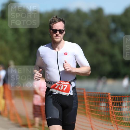 07.09.2025 - 19. Norderstedt Triathlon Michael Strokosch http://msf.ph/oto/8810863 07.09.2025 12:49:20 Laufen 202, 737, 820 meine-sportfotos.de