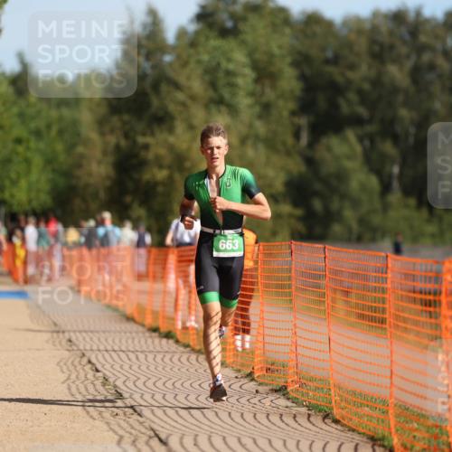 07.09.2025 - 19. Norderstedt Triathlon Michael Strokosch http://msf.ph/oto/8810909 07.09.2025 10:41:32 Laufen 655, 663 meine-sportfotos.de