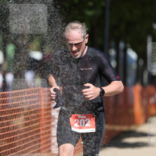 07.09.2025 - 19. Norderstedt Triathlon Michael Strokosch http://msf.ph/oto/8810912 07.09.2025 12:49:24 Laufen 202, 737, 820, 1369 meine-sportfotos.de