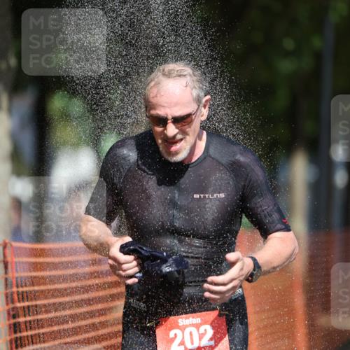 07.09.2025 - 19. Norderstedt Triathlon Michael Strokosch http://msf.ph/oto/8810933 07.09.2025 12:49:25 Laufen 202, 820, 1369 meine-sportfotos.de
