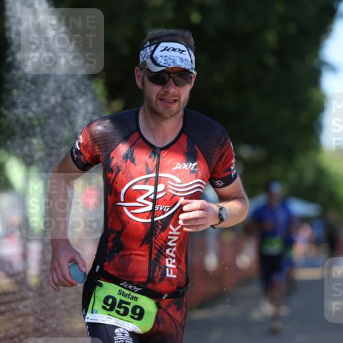 07.09.2025 - 19. Norderstedt Triathlon Michael Strokosch http://msf.ph/oto/8810963 07.09.2025 15:19:52 Laufen 959, 1009 meine-sportfotos.de