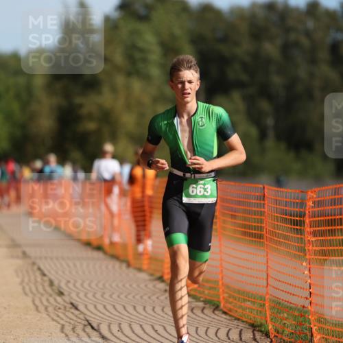 07.09.2025 - 19. Norderstedt Triathlon Michael Strokosch http://msf.ph/oto/8810966 07.09.2025 10:41:34 Laufen 655, 663, 1132 meine-sportfotos.de