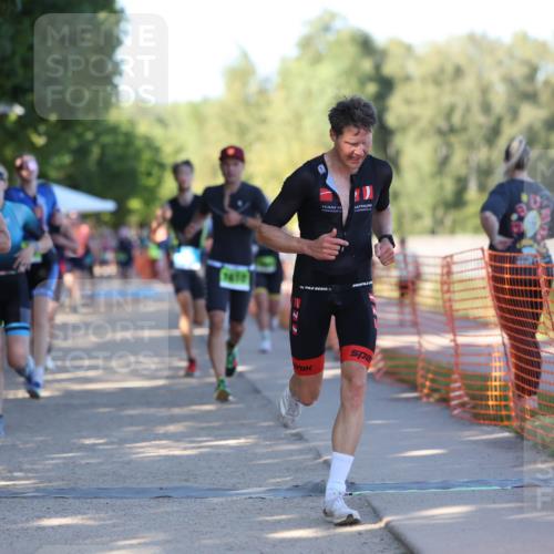 07.09.2025 - 19. Norderstedt Triathlon Michael Strokosch http://msf.ph/oto/8810979 07.09.2025 16:16:51 Laufen 480, 520, 913, 1068, 1105, 1504, 1610 meine-sportfotos.de