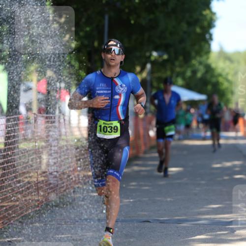 07.09.2025 - 19. Norderstedt Triathlon Michael Strokosch http://msf.ph/oto/8810981 07.09.2025 15:19:54 Laufen 959, 1009 meine-sportfotos.de
