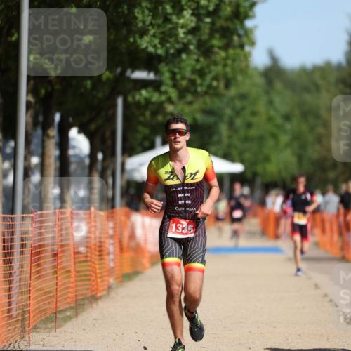 07.09.2025 - 19. Norderstedt Triathlon Michael Strokosch http://msf.ph/oto/8810986 07.09.2025 11:39:51 Laufen 199, 1335 meine-sportfotos.de