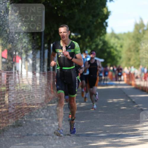 07.09.2025 - 19. Norderstedt Triathlon Michael Strokosch http://msf.ph/oto/8811039 07.09.2025 15:20:03 Laufen 900, 971, 1002, 1009, 1408 meine-sportfotos.de